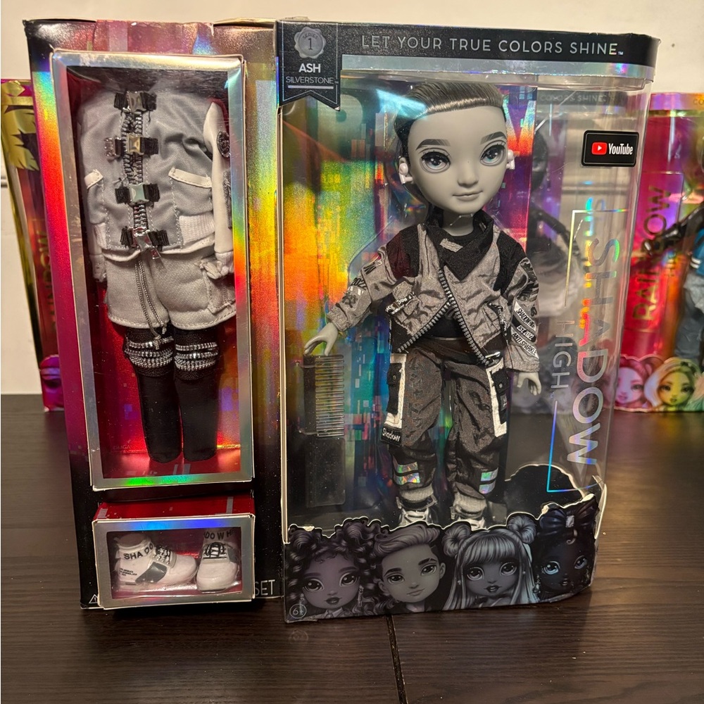 Shadow High Ash Silverstone Fashion Doll with Outfit